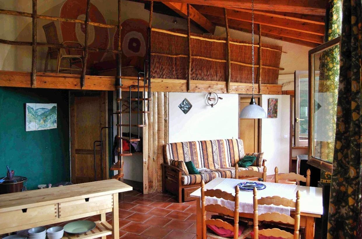 Casa Manel - Loft Rustico Con Encanto Montcortes المظهر الخارجي الصورة